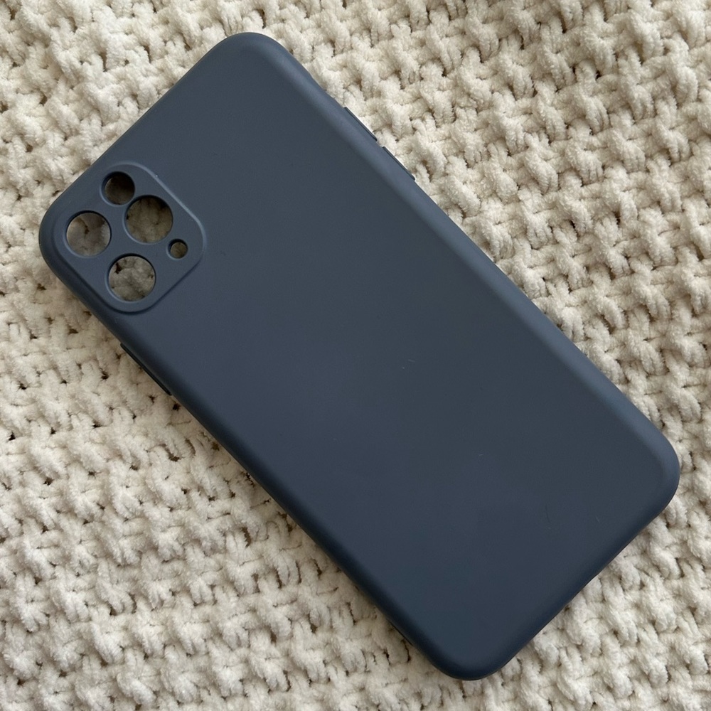 Seven Iphone 11 Pro Max case - Picture 5 of 8